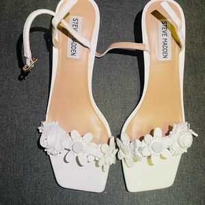 Rosales white patent 2.5 inch heel